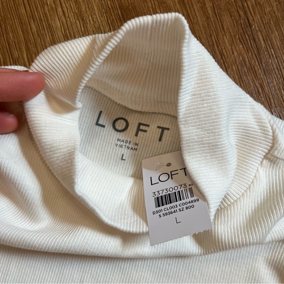 LOFT Cream Ribbed Turtleneck Top - Picture 4 of 8